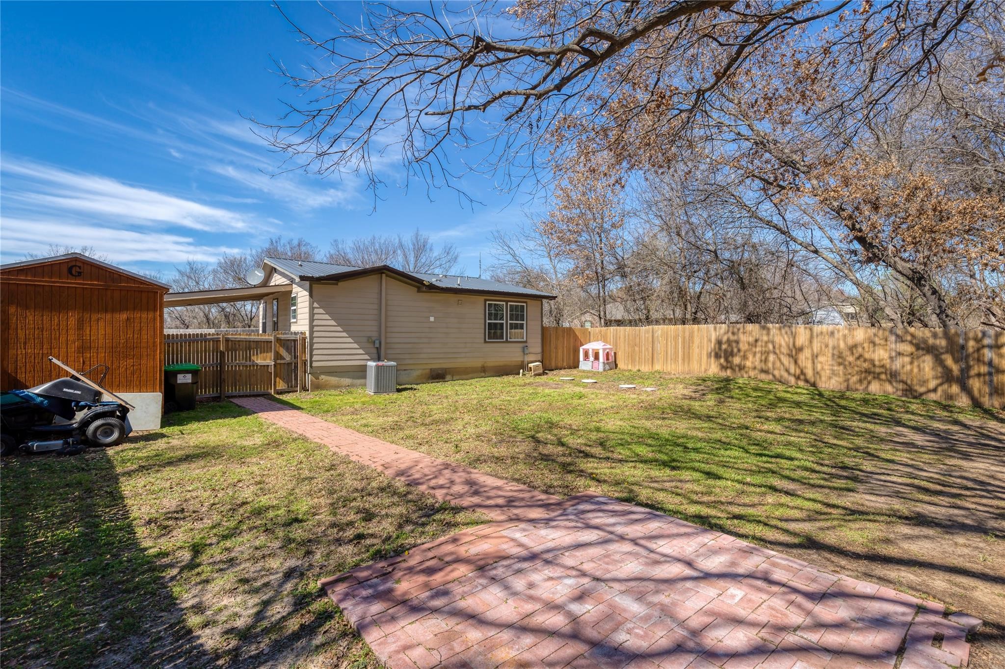 101 Spring Valley Circle Azle TX 76020