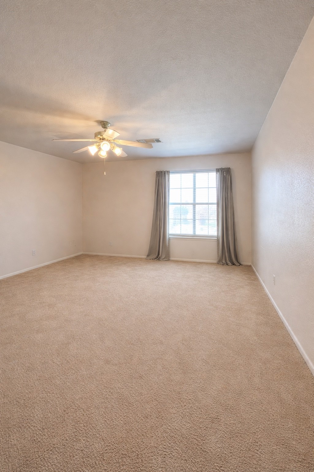 2835 Park Springs Drive Grand Prairie TX 75052