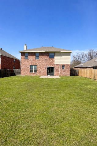 2835 Park Springs Drive Grand Prairie TX 75052