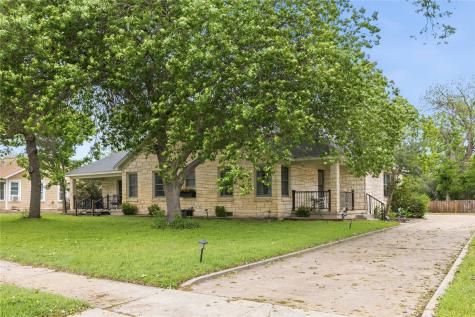 2006 Belmeade Street Brownwood TX 76801