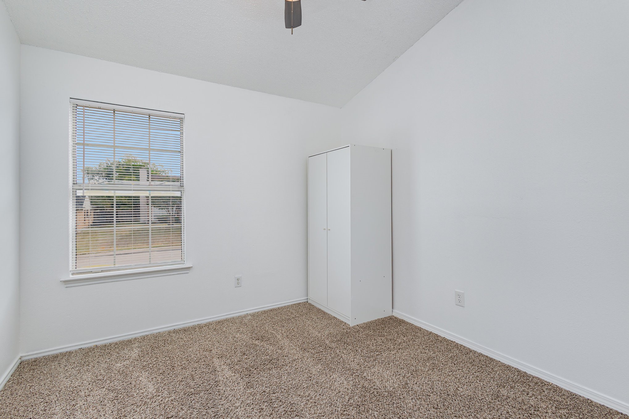 905 Eagle Drive Desoto TX 75115