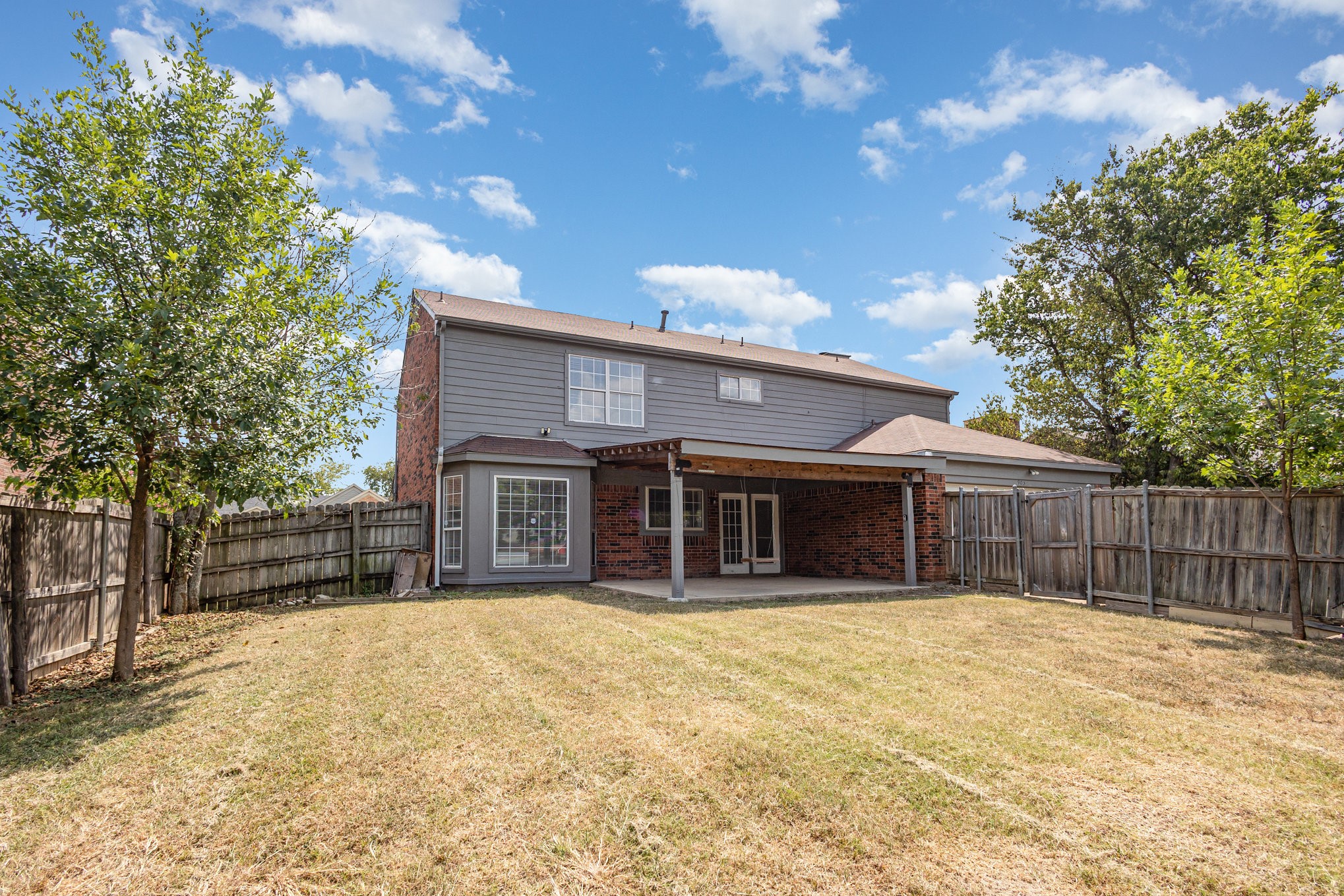 905 Eagle Drive Desoto TX 75115