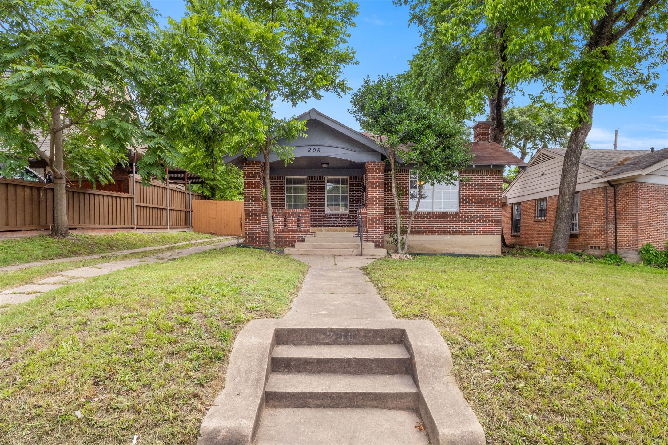206 Beckleywood Boulevard Dallas TX 75224