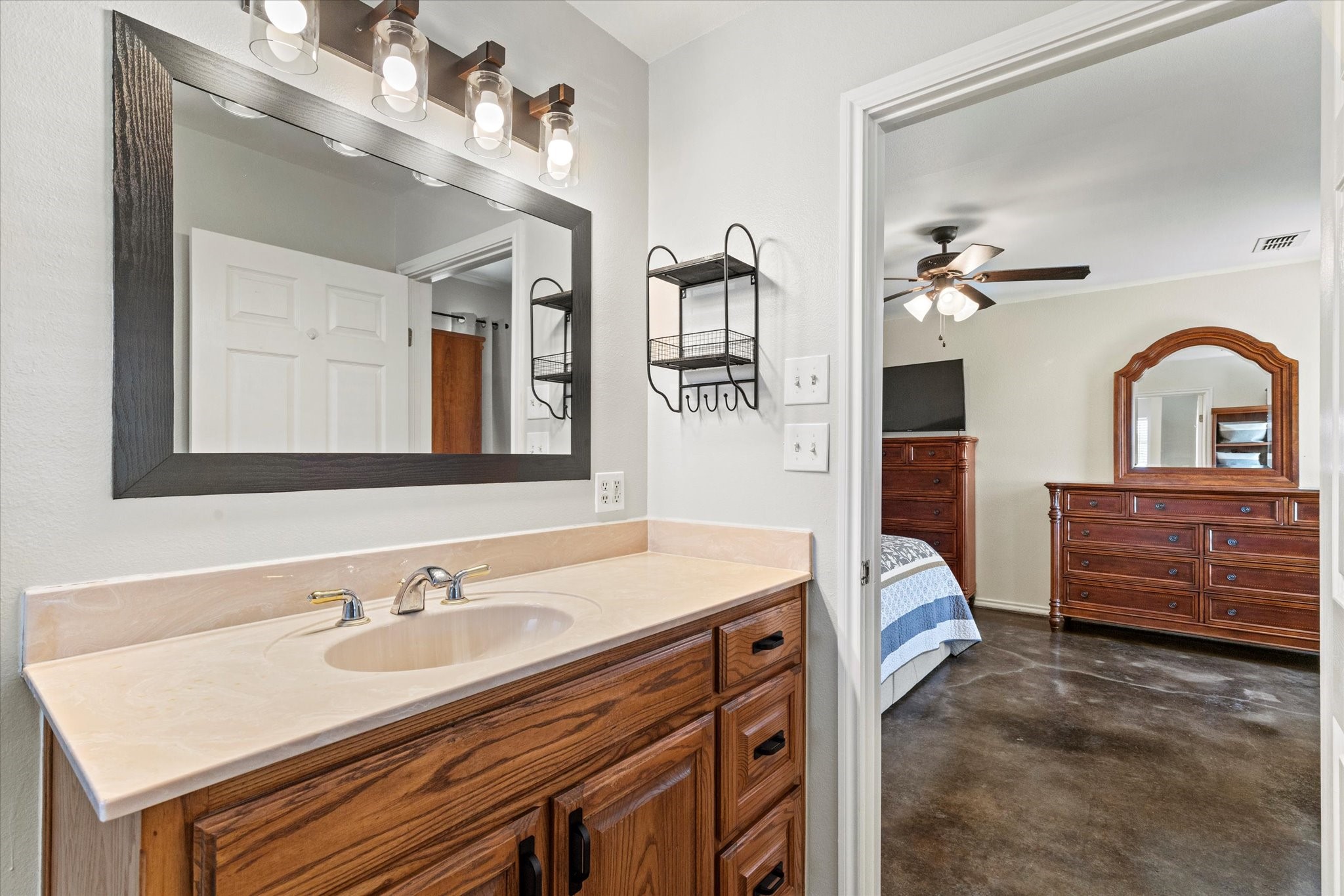 11975 Massey Road Pilot Point TX 76258