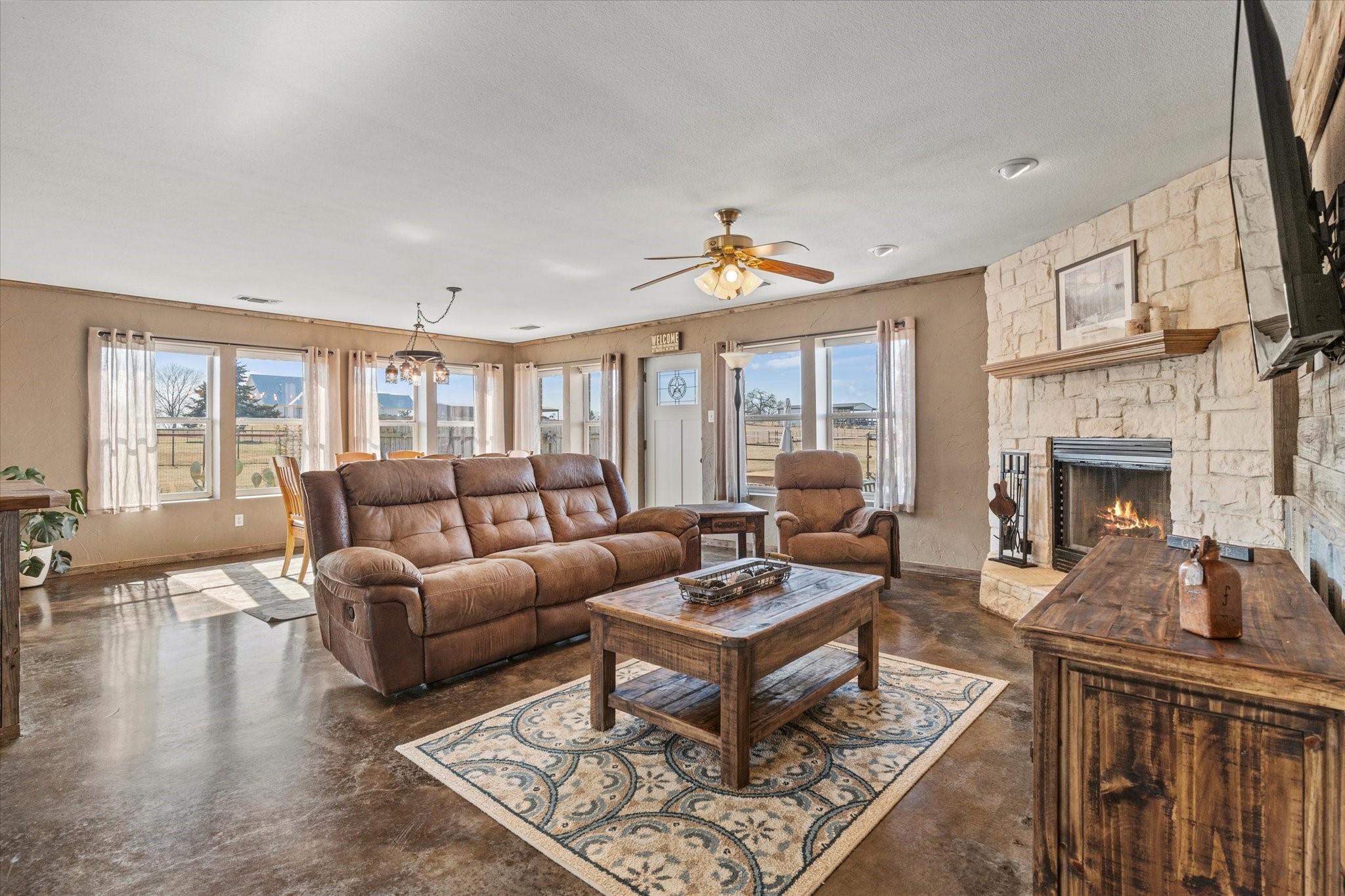 11975 Massey Road Pilot Point TX 76258