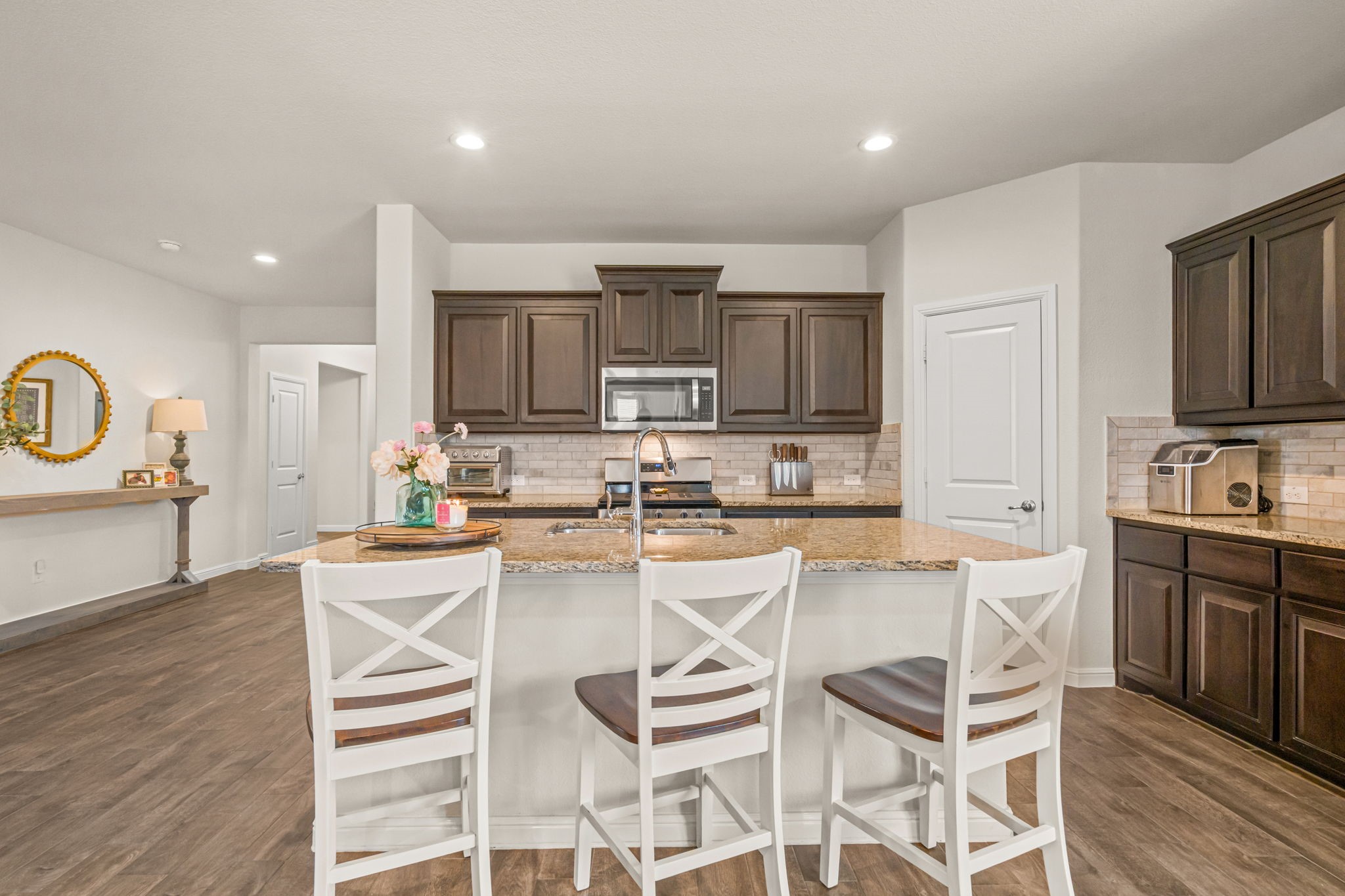 1443 Fox Hollow Road Krum TX 76249