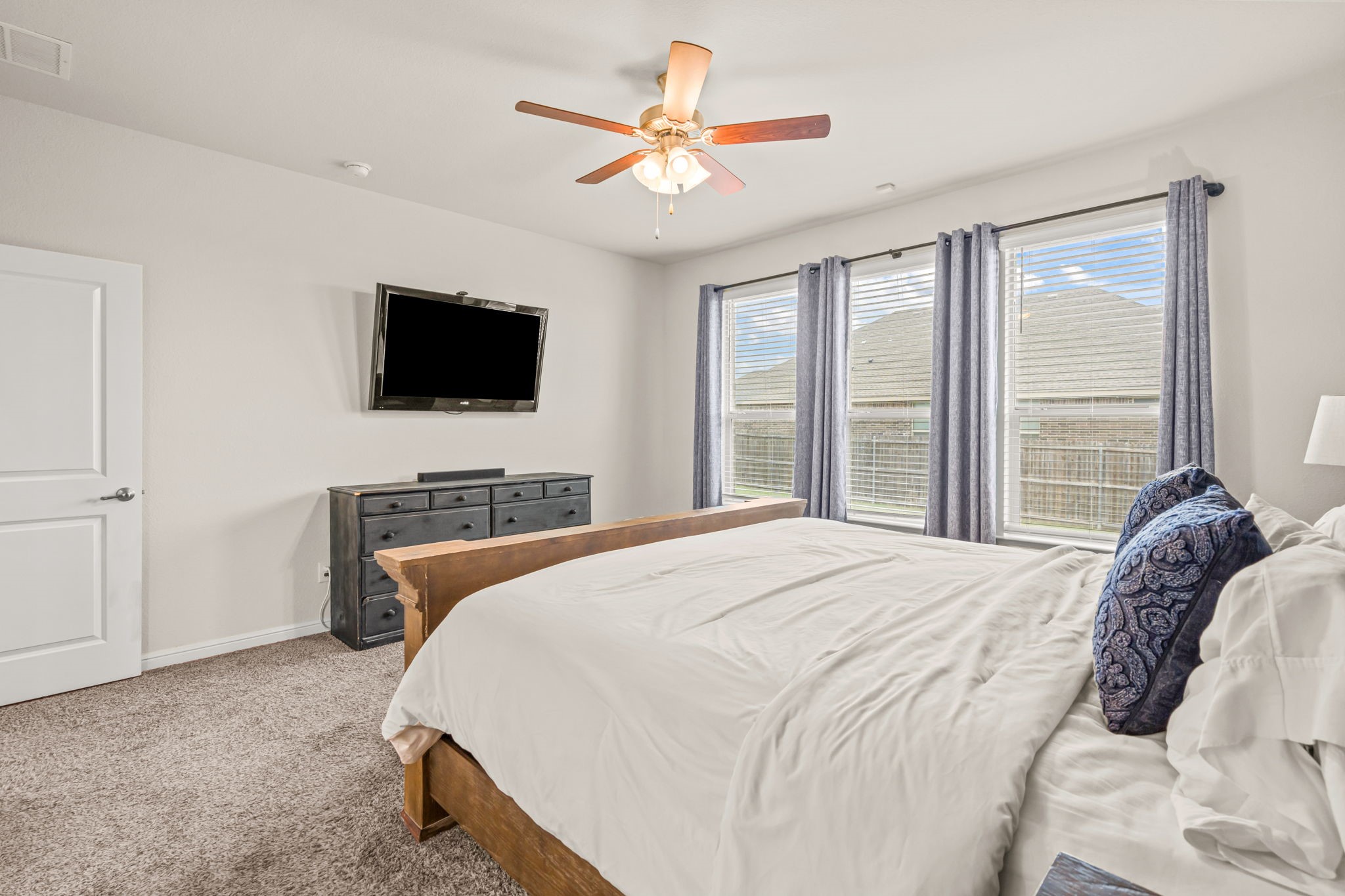 1443 Fox Hollow Road Krum TX 76249