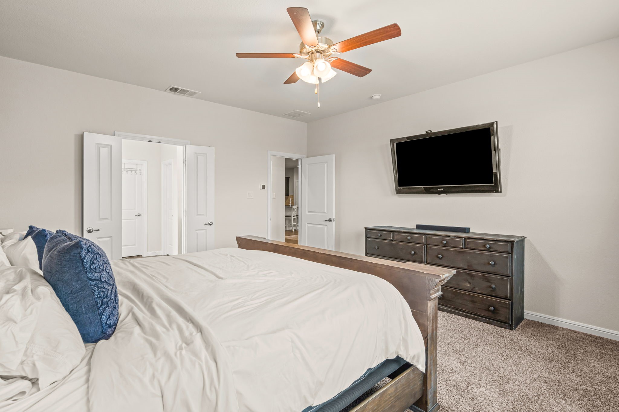 1443 Fox Hollow Road Krum TX 76249