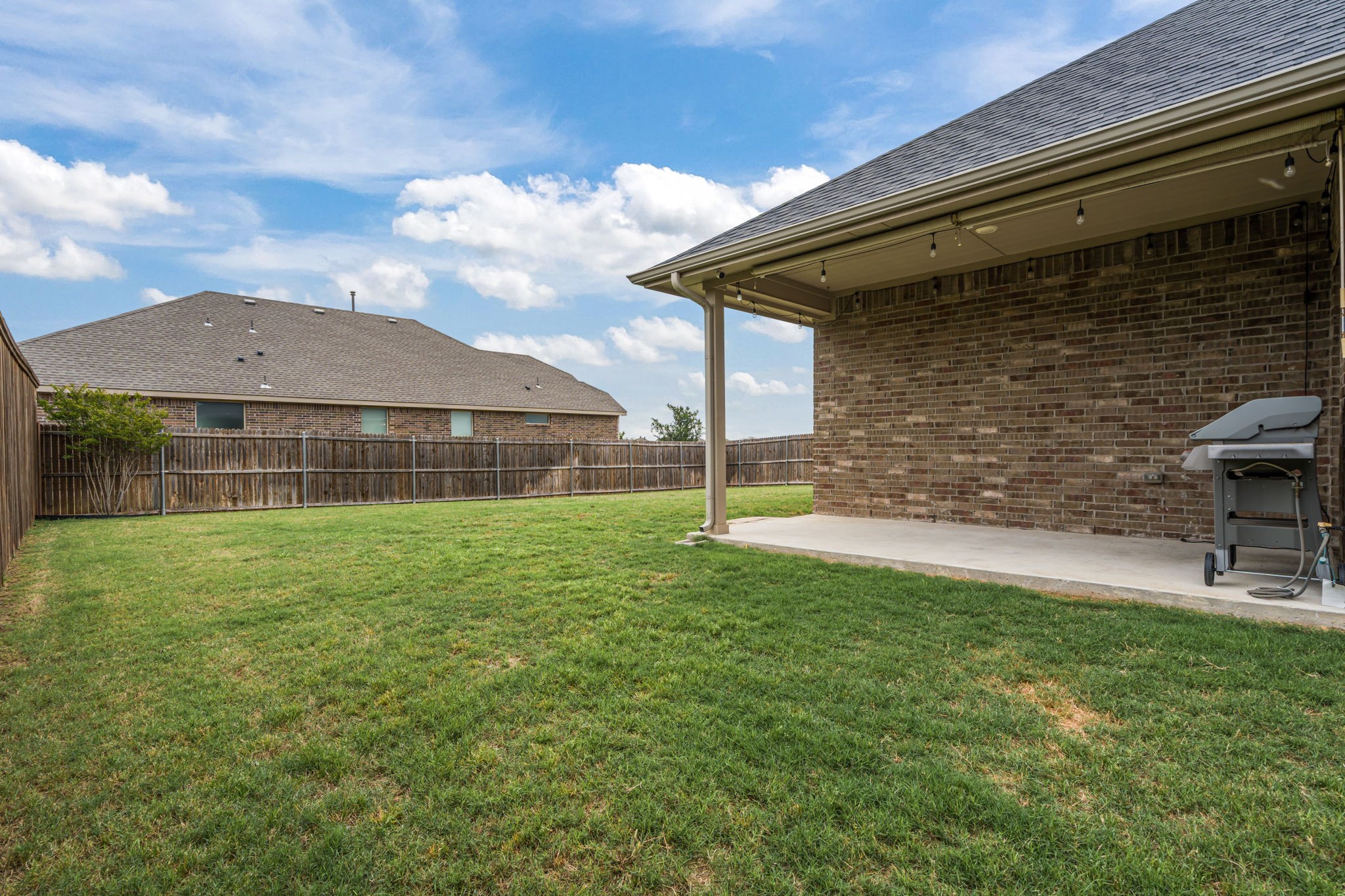 1443 Fox Hollow Road Krum TX 76249