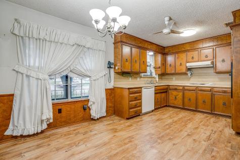 421 Linda Drive Burleson TX 76028