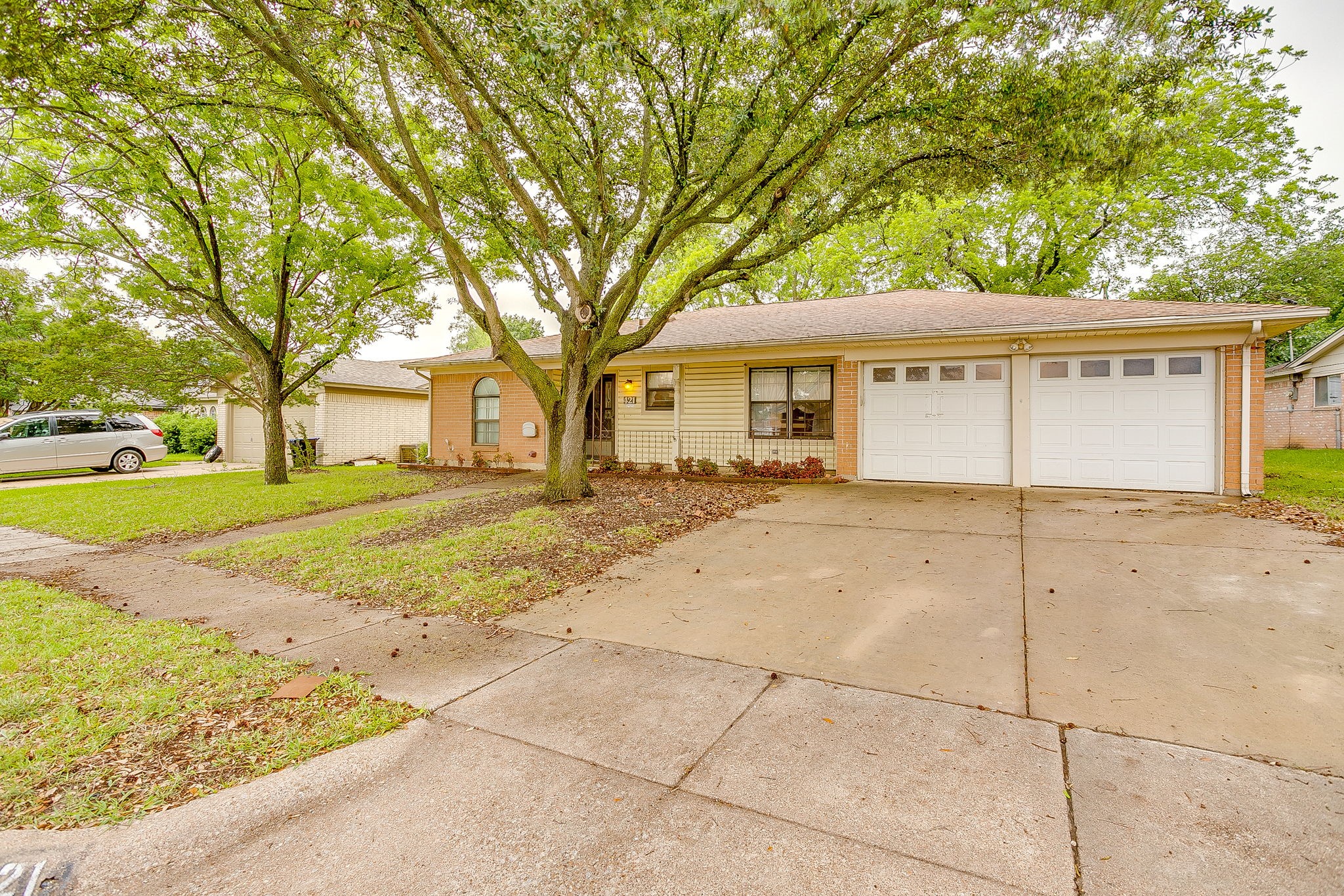 421 Linda Drive Burleson TX 76028