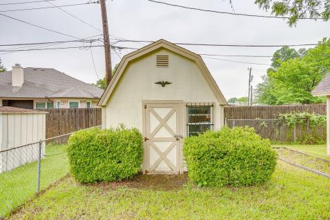 421 Linda Drive Burleson TX 76028