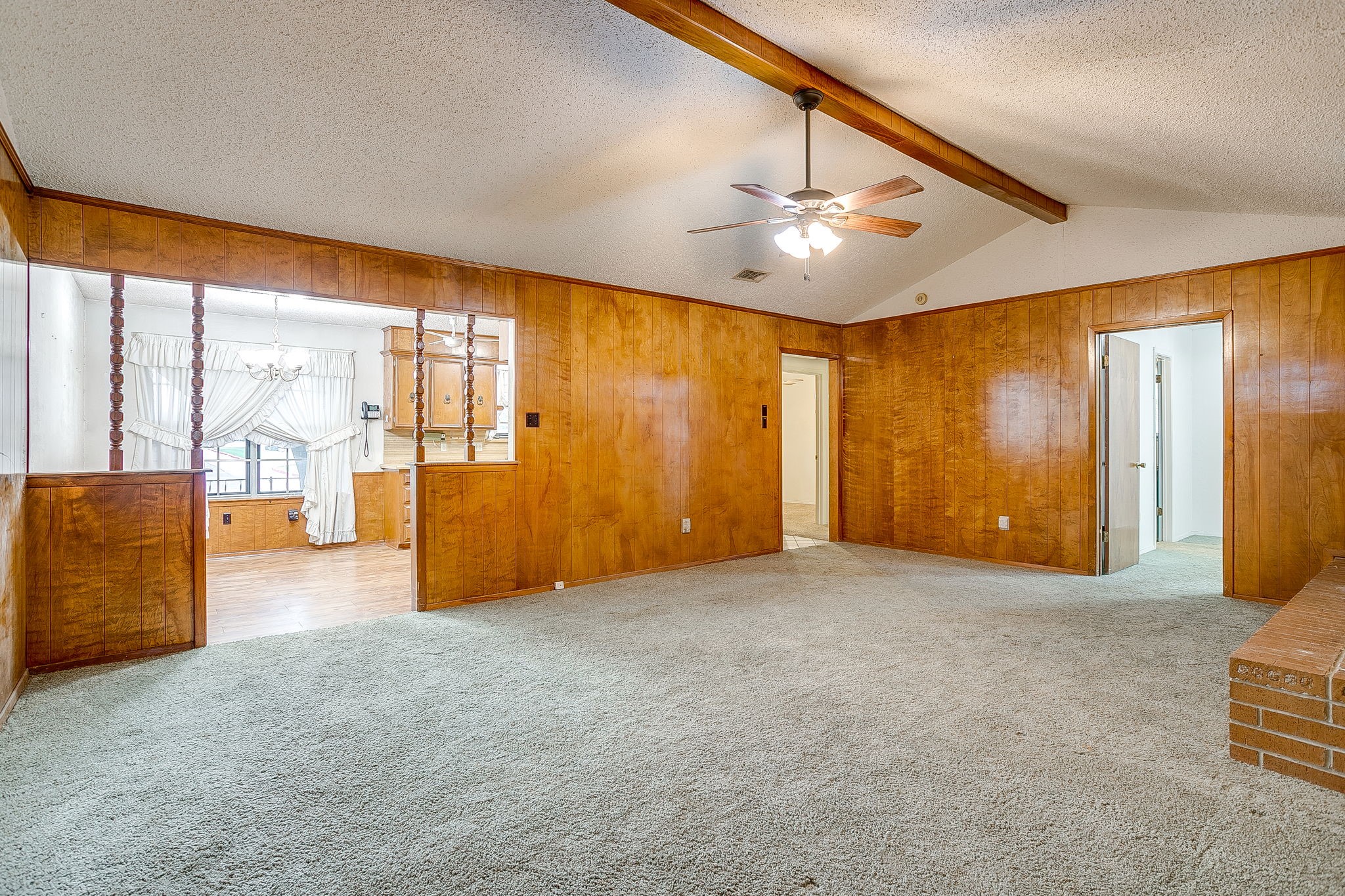 421 Linda Drive Burleson TX 76028
