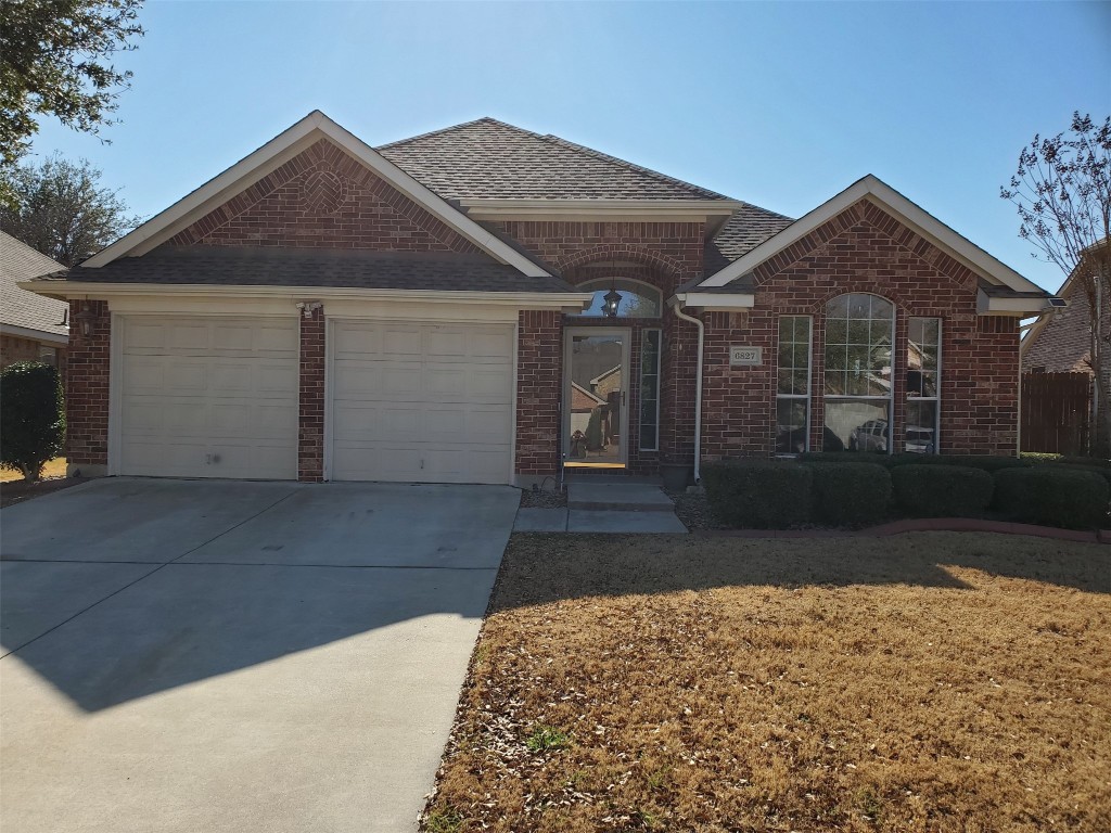 6827 Landing Drive Grand Prairie TX 75054