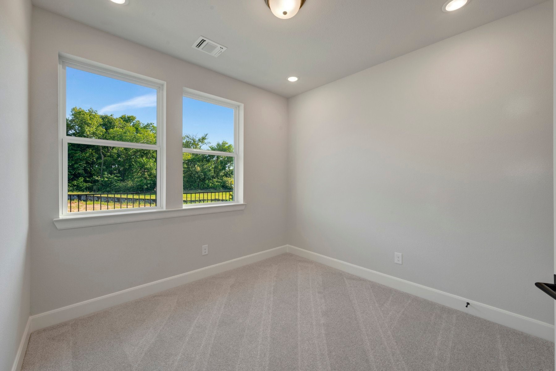 5817 Water Bridge Lane Fort Worth TX 76109