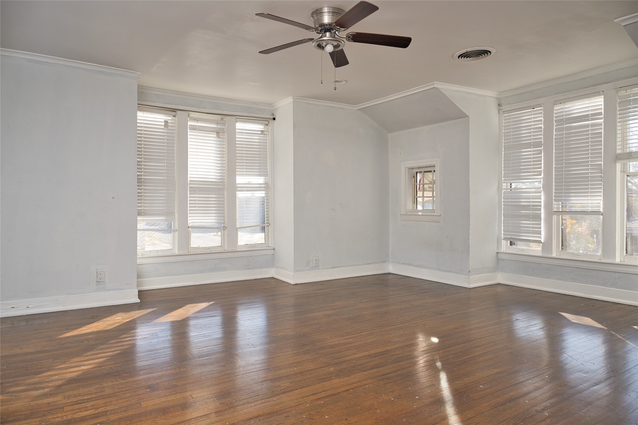 2514 Henry Street Greenville TX 75401