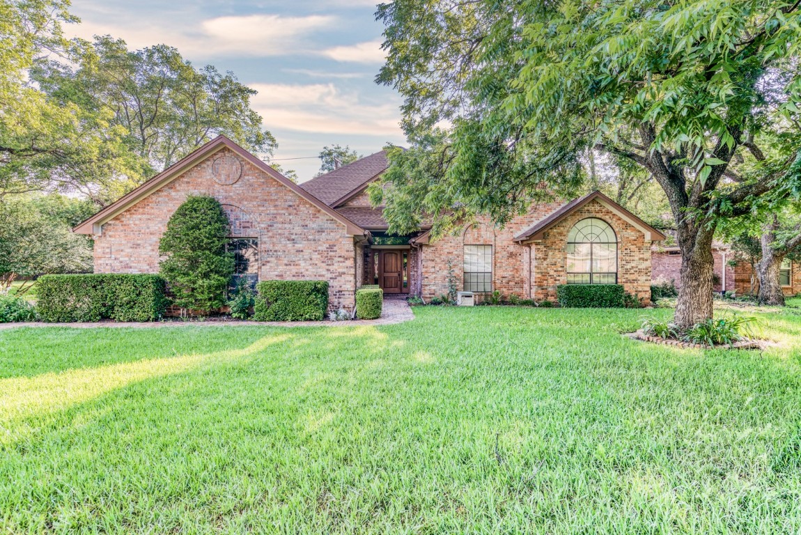 9007 Beauvoir Court Granbury TX 76049
