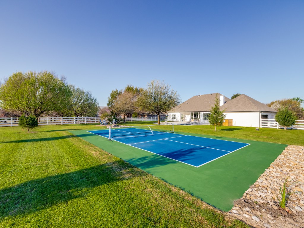 19 Meadowcreek Drive Melissa TX 75454