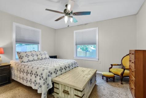 103 Tipton Street Whitesboro TX 76273