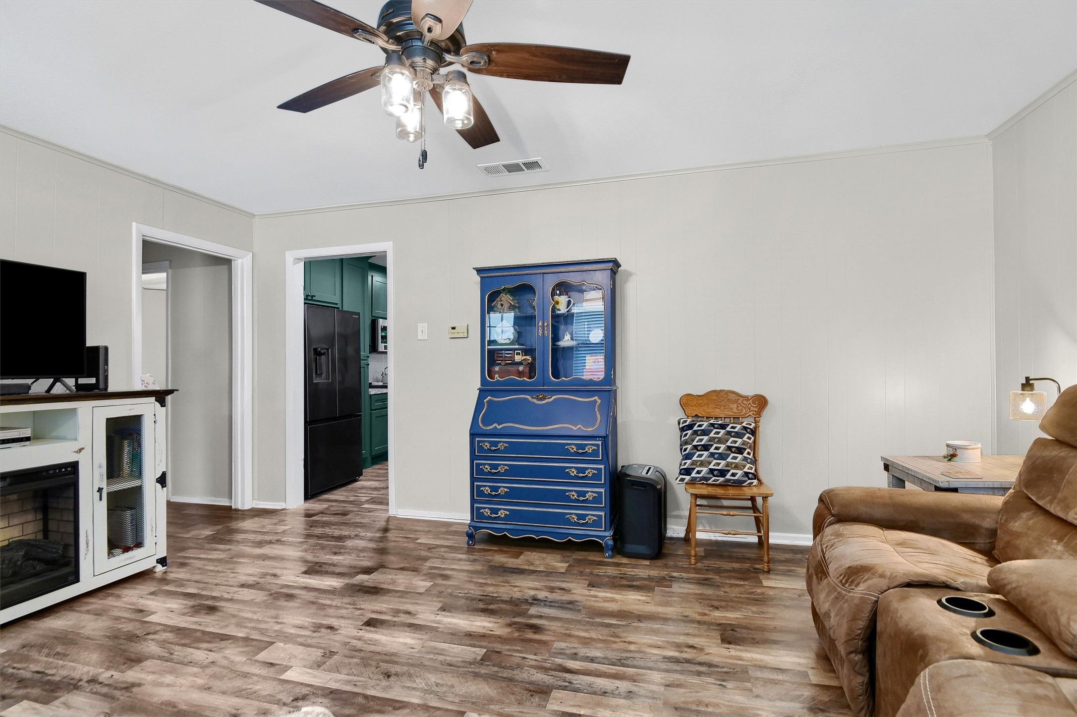 103 Tipton Street Whitesboro TX 76273