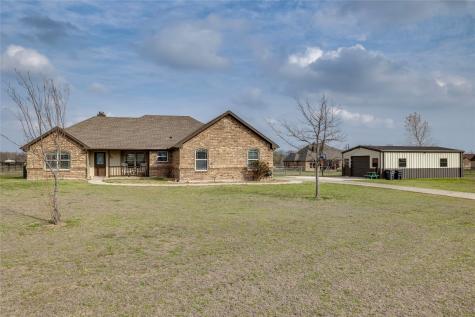 105 S Casey Court Springtown TX 76082