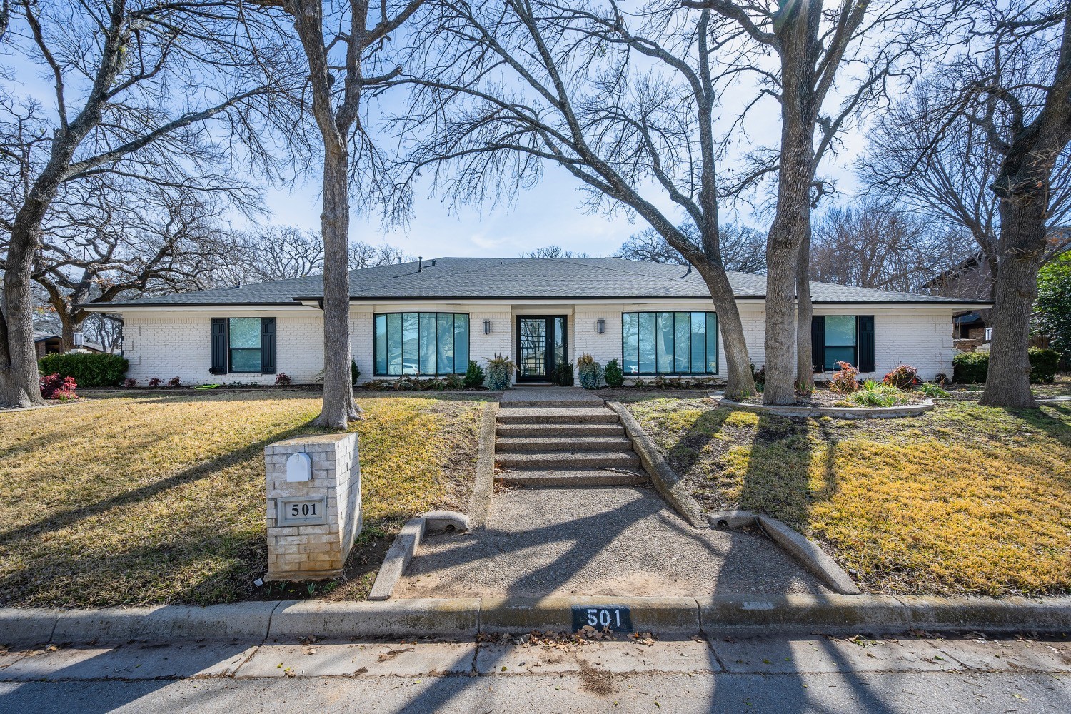 501 N Havenwood Lane Fort Worth TX 76112