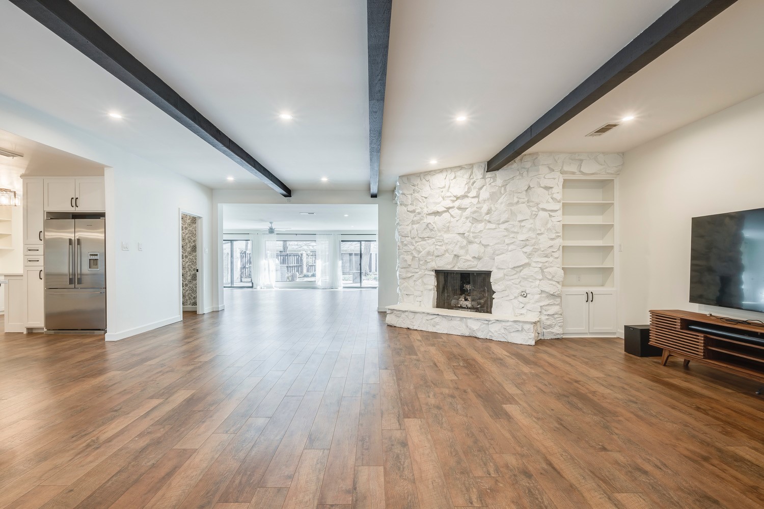 501 N Havenwood Lane Fort Worth TX 76112