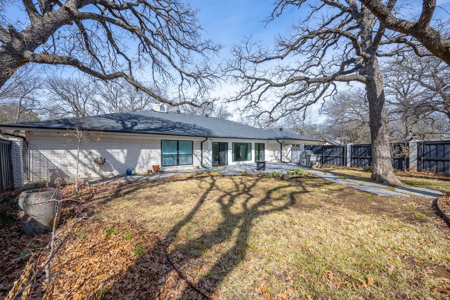 501 N Havenwood Lane Fort Worth TX 76112