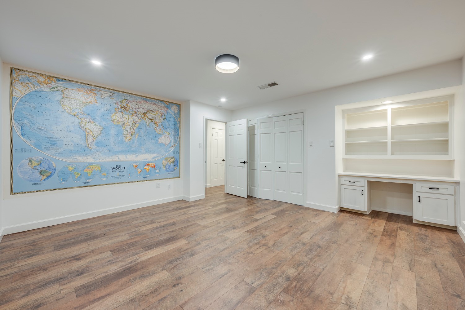501 N Havenwood Lane Fort Worth TX 76112