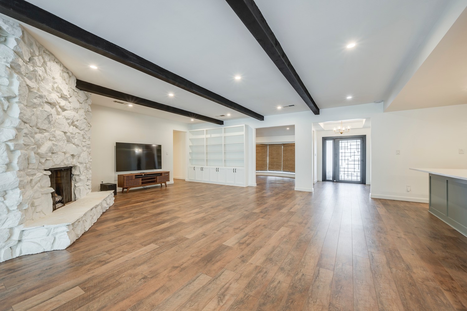501 N Havenwood Lane Fort Worth TX 76112