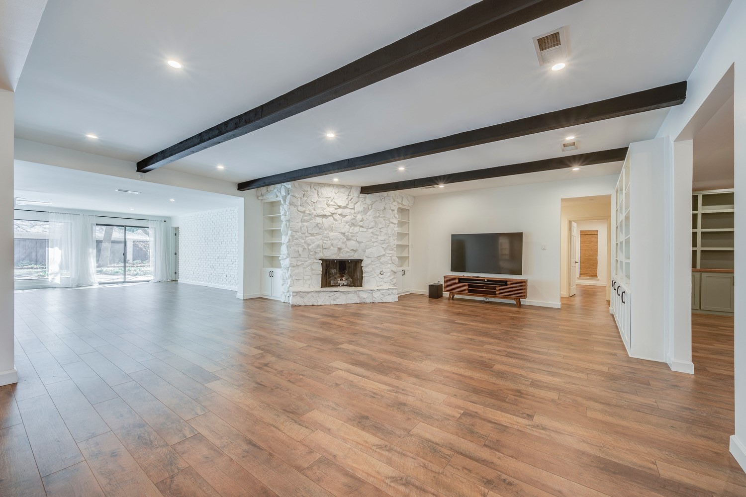 501 N Havenwood Lane Fort Worth TX 76112