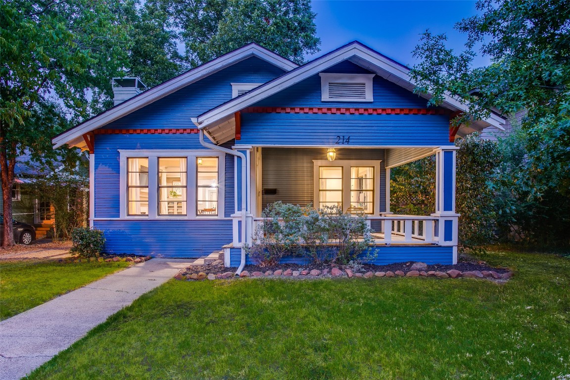 214 N Windomere Avenue Dallas TX 75208