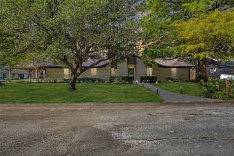 116 Briarwood Street Commerce TX 75428