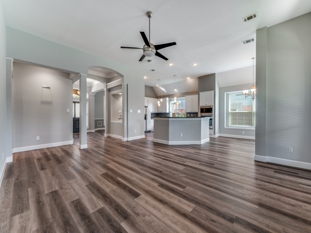 2715 Creek Crossing Drive Mckinney TX 75072