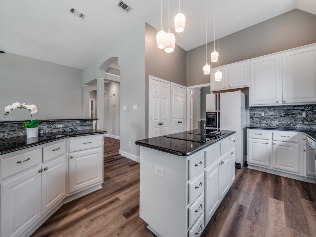 2715 Creek Crossing Drive Mckinney TX 75072