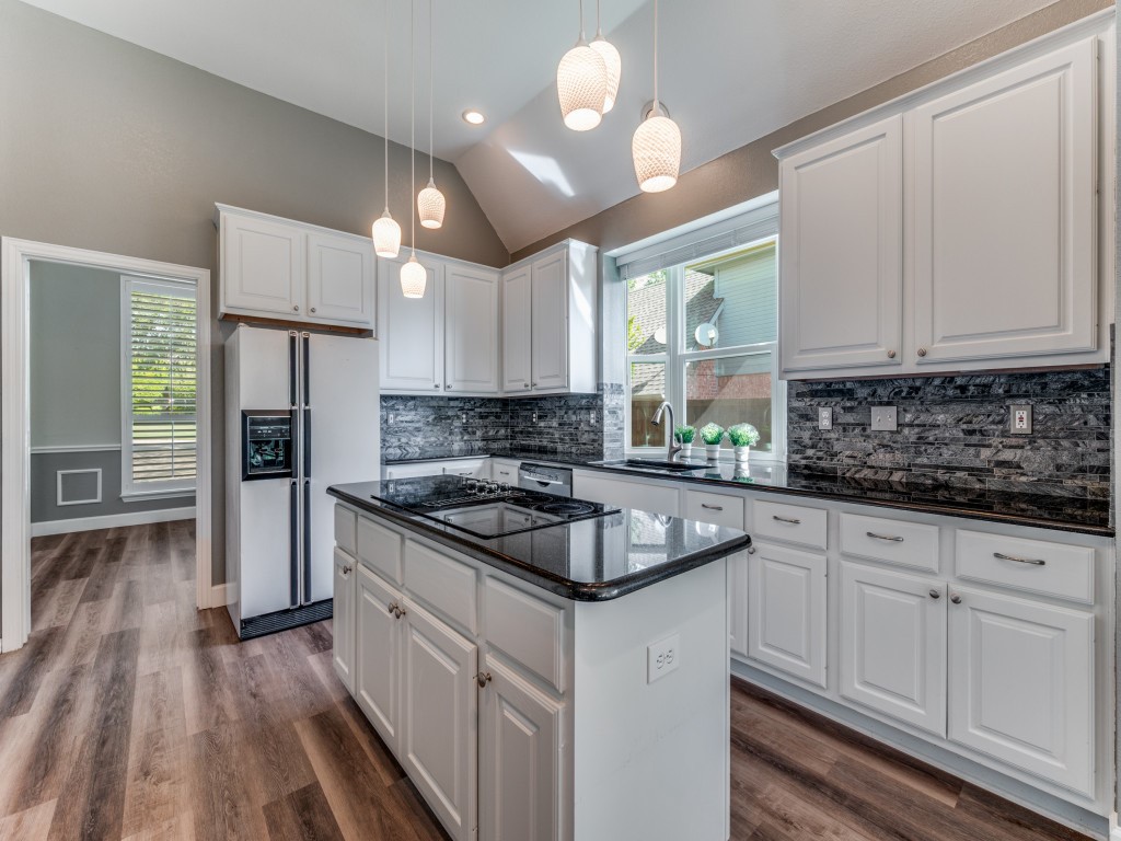 2715 Creek Crossing Drive Mckinney TX 75072