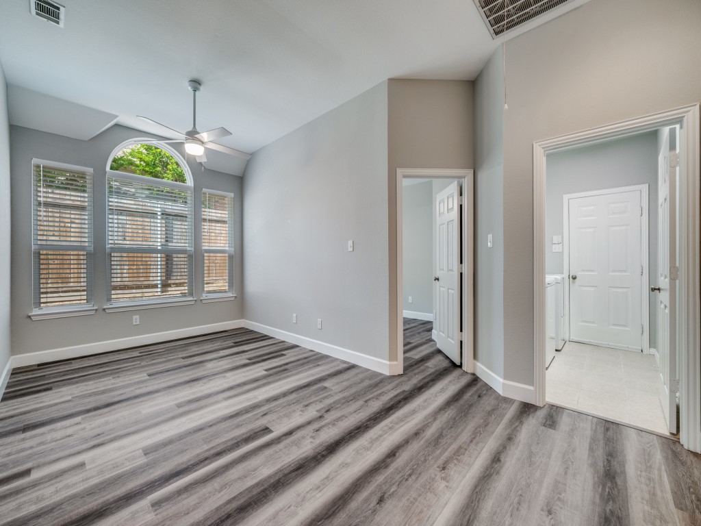 2715 Creek Crossing Drive Mckinney TX 75072