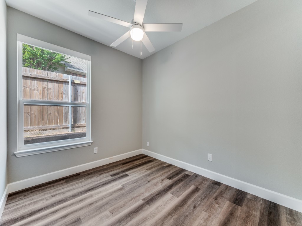 2715 Creek Crossing Drive Mckinney TX 75072
