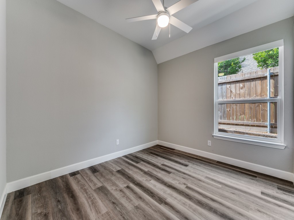 2715 Creek Crossing Drive Mckinney TX 75072