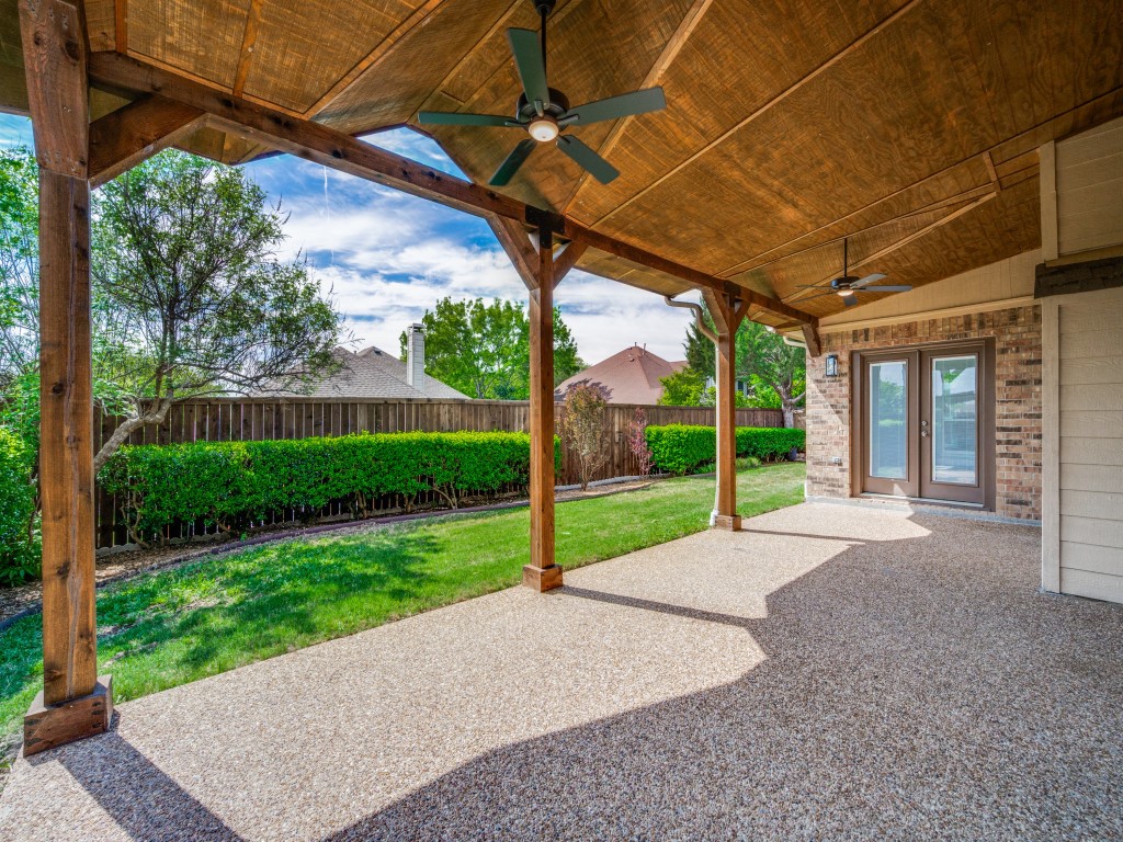 2715 Creek Crossing Drive Mckinney TX 75072