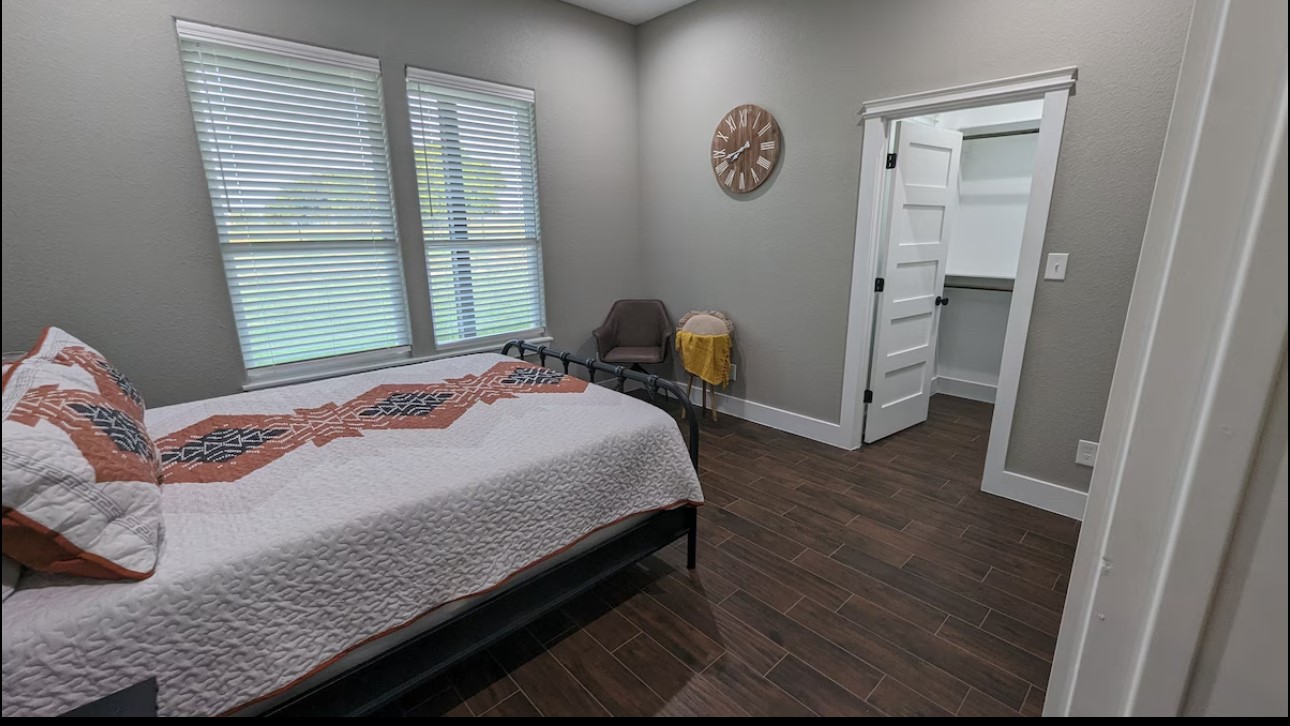 886 County Road 3341 Paradise TX 76073