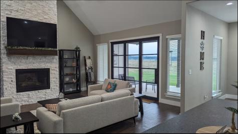 886 County Road 3341 Paradise TX 76073