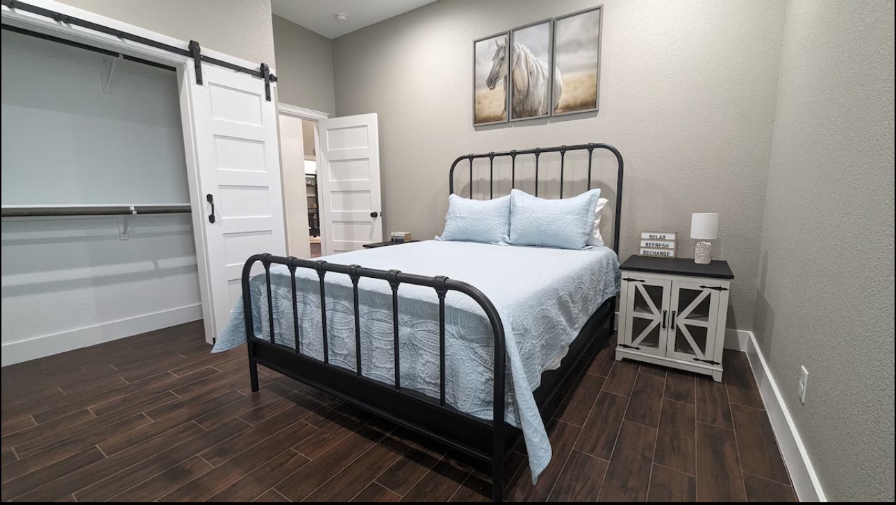 886 County Road 3341 Paradise TX 76073