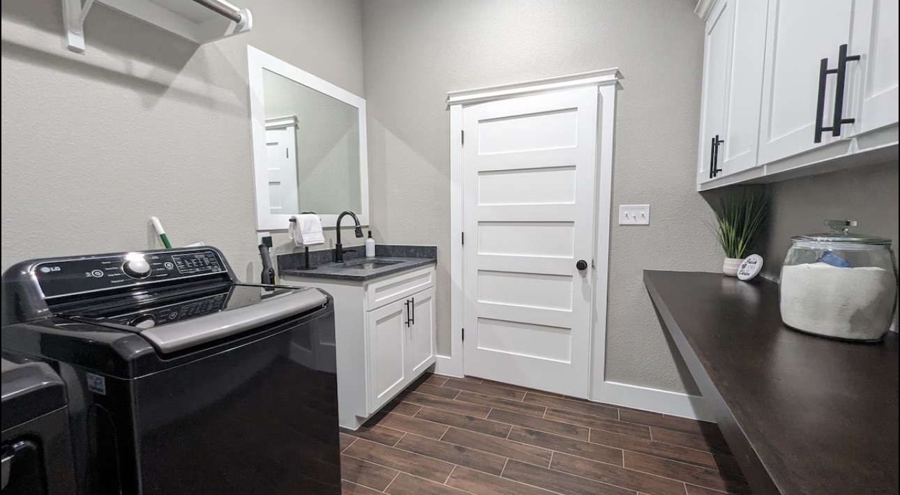 886 County Road 3341 Paradise TX 76073