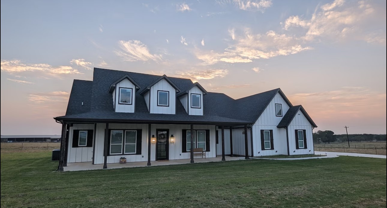 886 County Road 3341 Paradise TX 76073