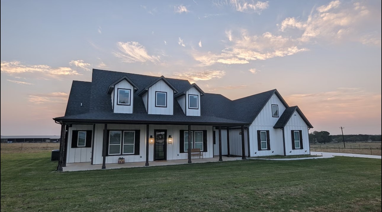 886 County Road 3341 Paradise TX 76073