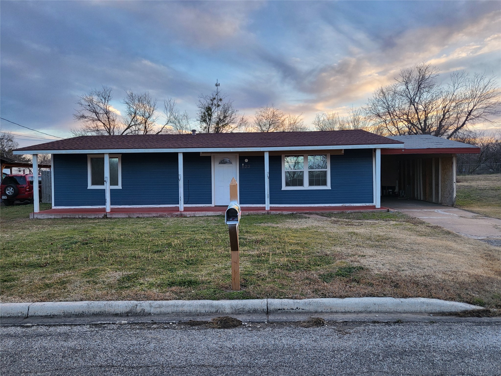 623 W Mesquite Street Jacksboro TX 76458