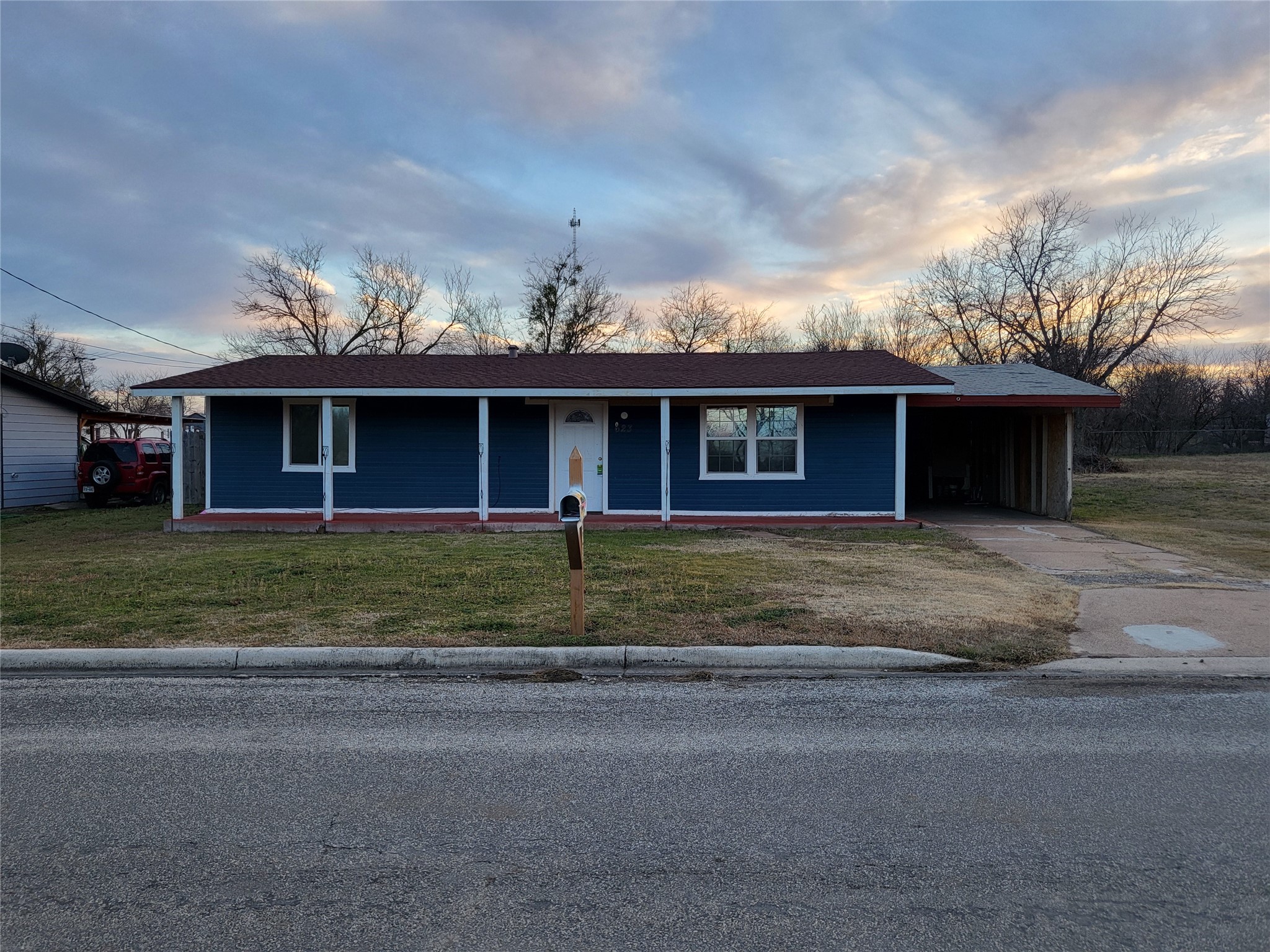 623 W Mesquite Street Jacksboro TX 76458