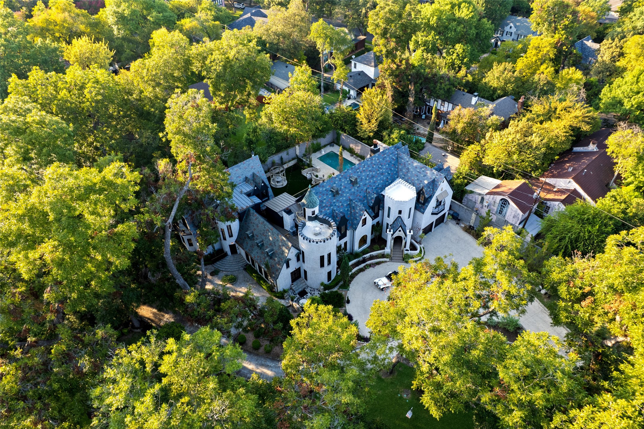 6941 Gaston Avenue Dallas TX 75214