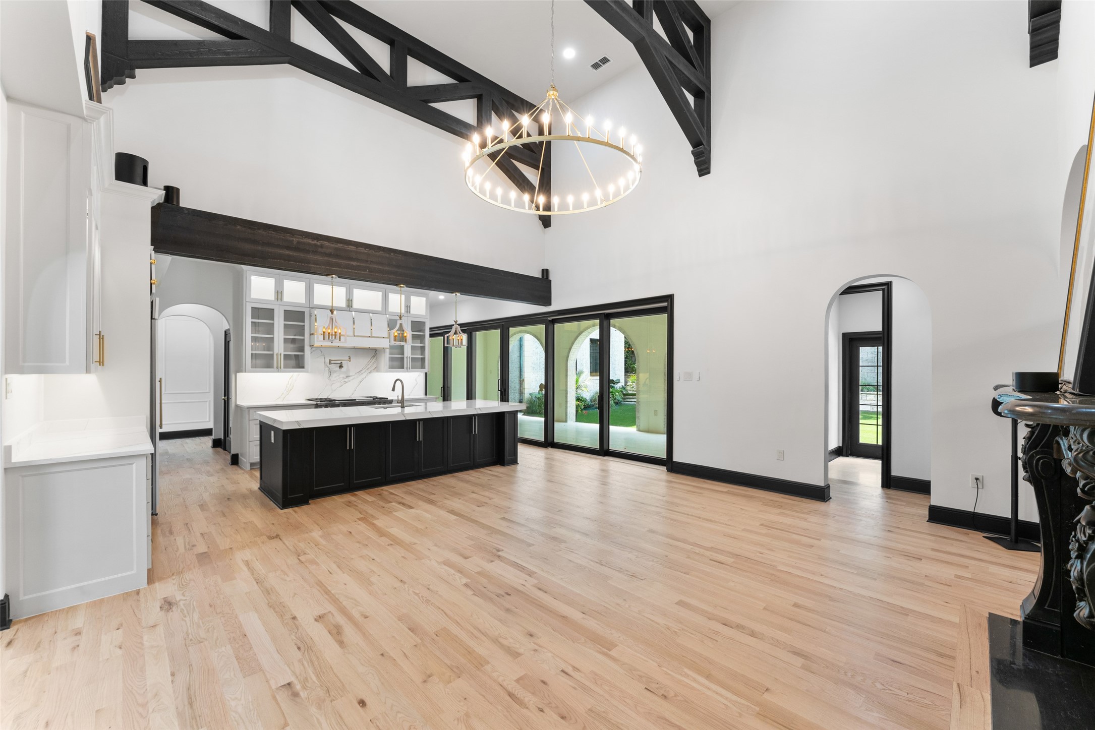 6941 Gaston Avenue Dallas TX 75214